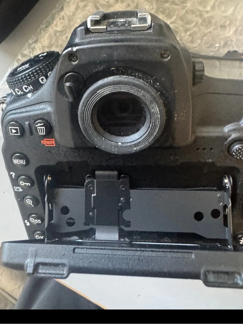 Nikon D850 DSLR Camera Body in Black